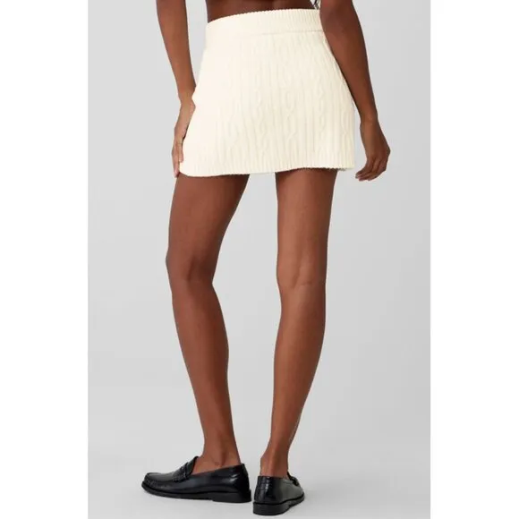 Alo Cable Knit Winter Bliss Mini Skirt Ivory Cream Stretchy Chunky Sweater Skort