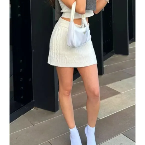 Alo Cable Knit Winter Bliss Mini Skirt Ivory Cream Stretchy Chunky Sweater Skort