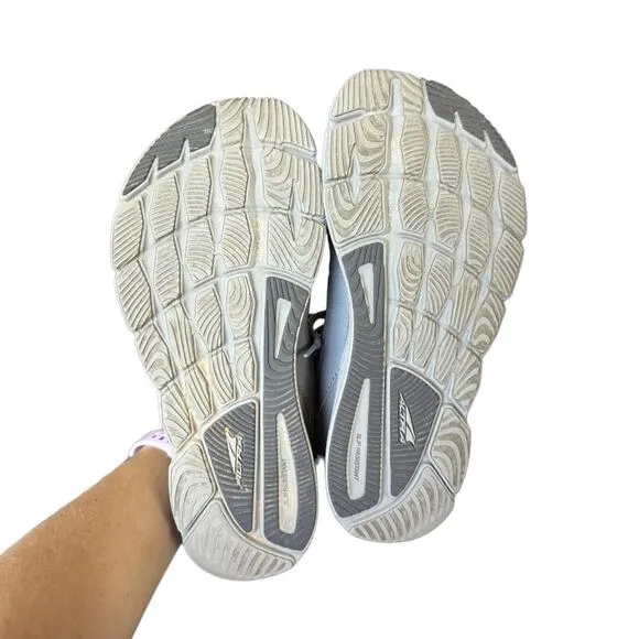 Altra Torin 5 Leather Shoes Gray Womens 7.5 Workout Gym Trail Running Sneakers