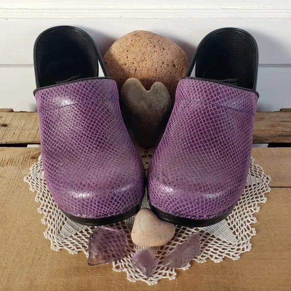 Amethyst Dansko Pro Shimmer Clogs Leather Lilac Sparkle Unicorn Mermaid 9.5-10
