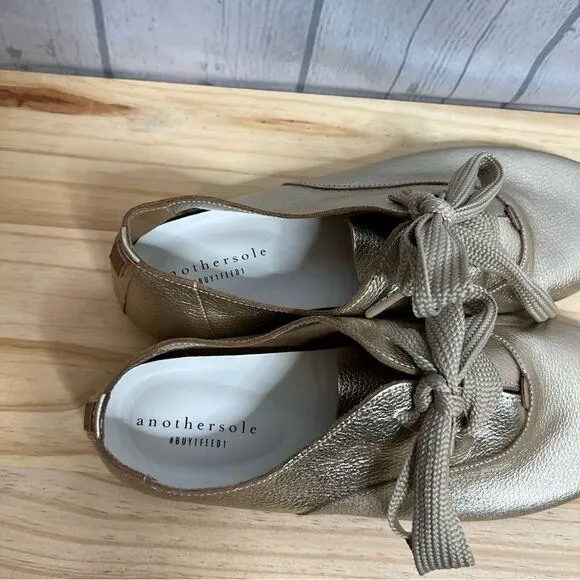 Anothersole metallic gold leather lace up tie flats size 42 new