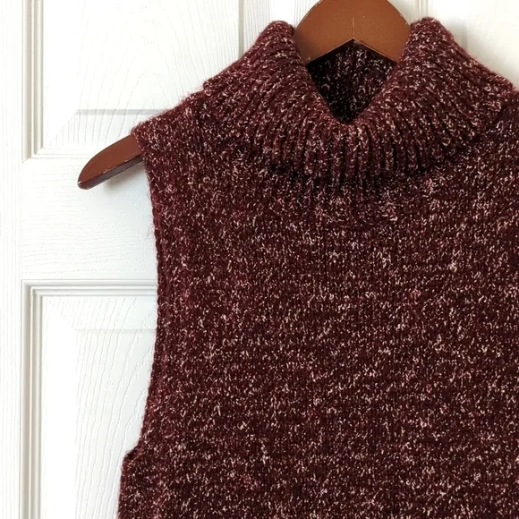 Anthropologie Marled Knit Sleeveless Side Slit Turtleneck Sweater Tunic Burgundy