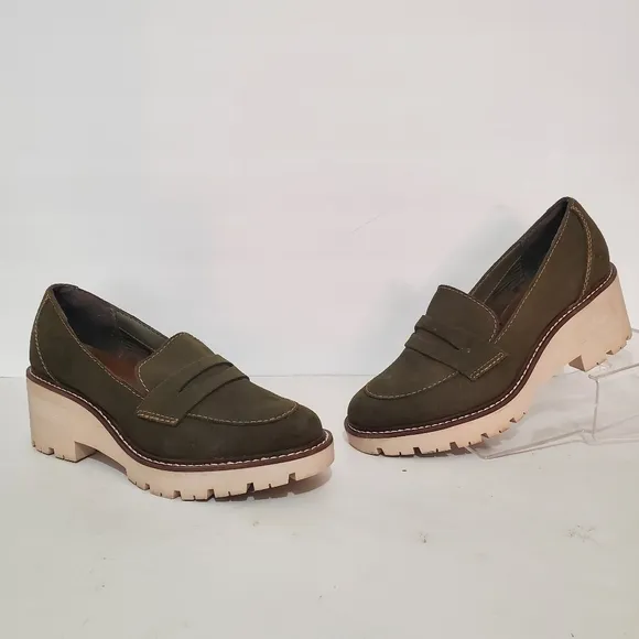 Aqua College Diana Olive suede leather lug sole platform loafers 7