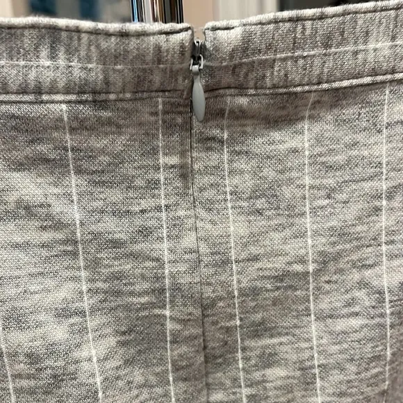 🍕ATM skirt midi pinstripe gray white medium