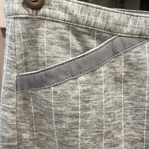 🍕ATM skirt midi pinstripe gray white medium