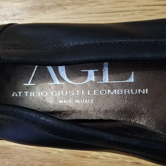 Attilio Giusti Leombruni Black Leather Chain Link Ballet Flats E.U. 37, …