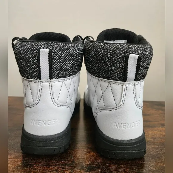 Avenger Work Boots Womens Metro 8&quot; Sz 6