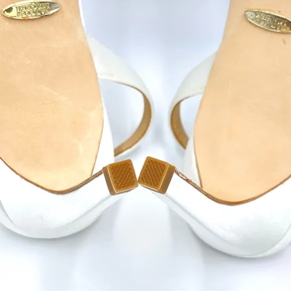 Badgley Mischka Women's Rider Soft White Satin Jewel Embellished Heels Shoes 10