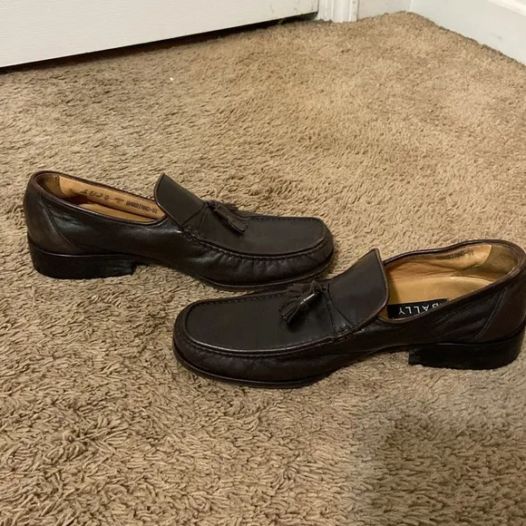 Bally Men's Soft Brown Leather Tassel Loafers size 7 Designer Preppy Minimalist