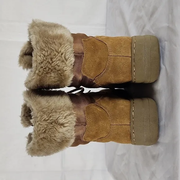 Baretraps Aero Leather Y2K Round Toe Cold Weather Lace Up Combat Winter Boots