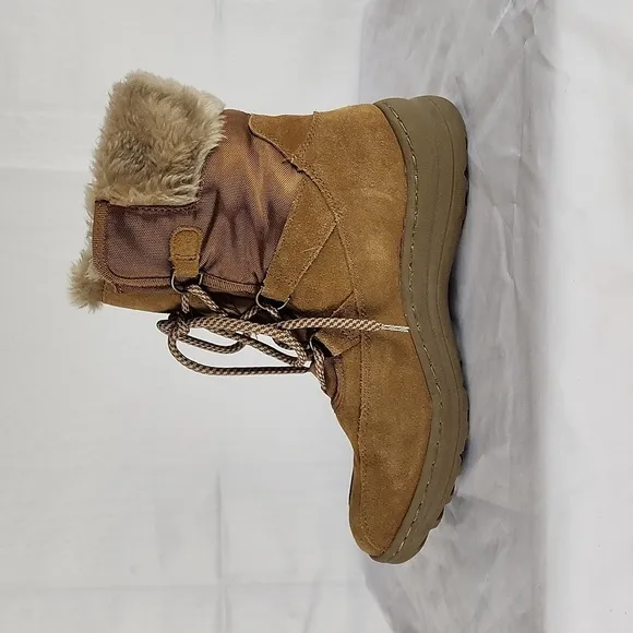 Baretraps Aero Leather Y2K Round Toe Cold Weather Lace Up Combat Winter Boots