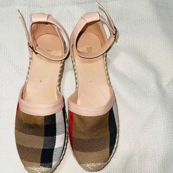 BB CHECK LOGO 🌸ANKLE BUCKLE UP ESPADRILLES 🌺