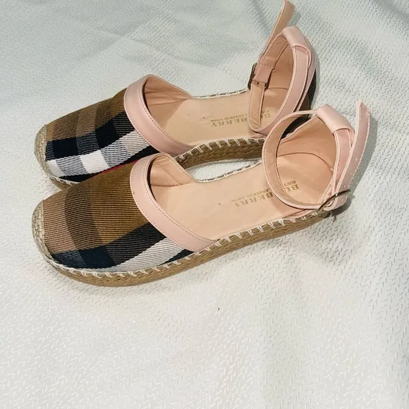 BB CHECK LOGO 🌸ANKLE BUCKLE UP ESPADRILLES 🌺