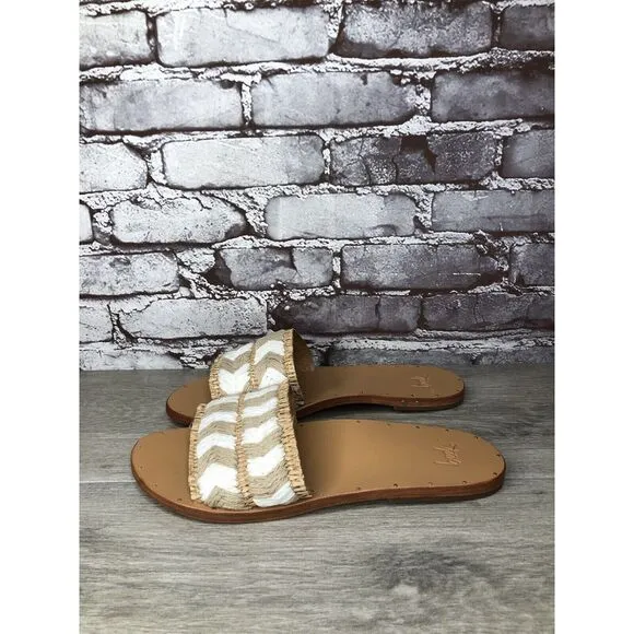 Beek Mamu White Synthetic Leather Handmade Slides Sandals Women’s Sz 11M US/42EU