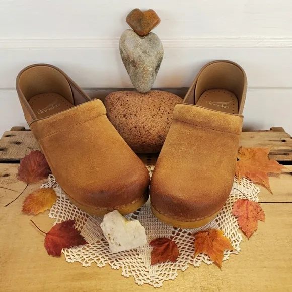 Beeswax Honey Dansko Pro Suede Clogs Burnished Distressed Cottage Boho 37 38 40
