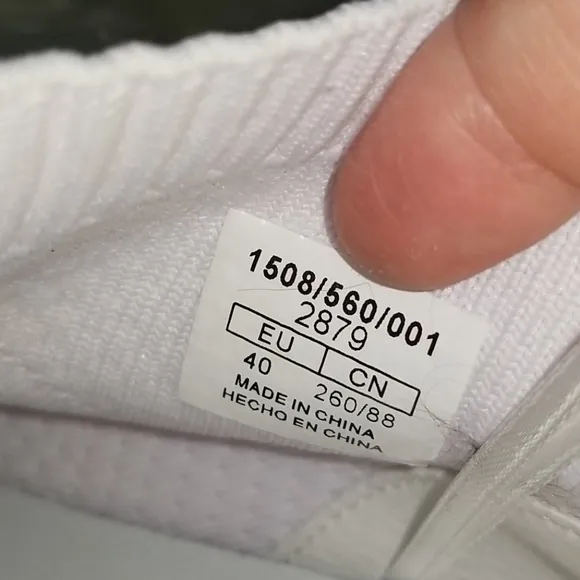 👣BERSHKA Mens All White Sock Sneakers size9