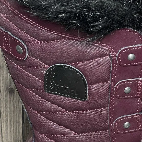 Big Kids Girls Sorel Tofino II Plum Purple Faux Fur Quilted Snow Boots Size 5 Y