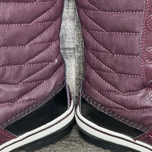 Big Kids Girls Sorel Tofino II Plum Purple Faux Fur Quilted Snow Boots Size 5 Y