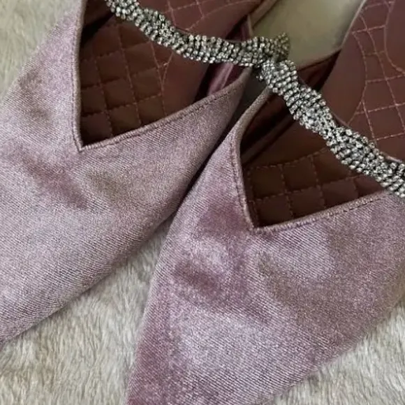 Birdies The Swan Pink Velvet Pointed Toe Jeweled Strap Flats Size 9