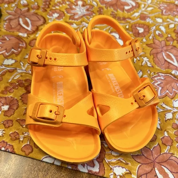 BIRKENSTOCK kids Rio EVA Zinnia Sandals