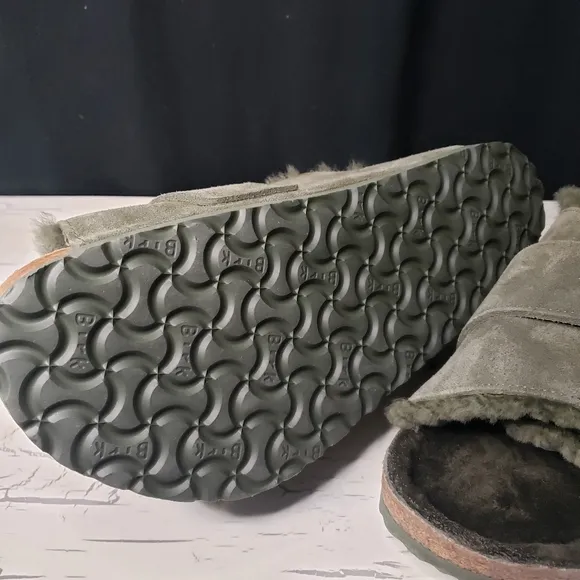 Birkenstock 'Kyoto' Suede Leather, Shearling Lined Slides in Men's - size 10