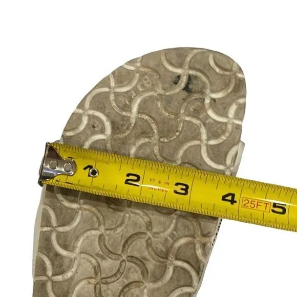 Birkenstock White Arizona Sandals Unisex Size L8 and M6