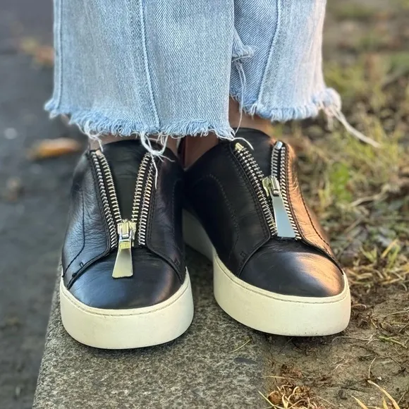 Black leather comfortable loafers sneakers
