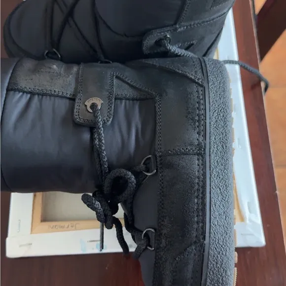 Black Winter Boots