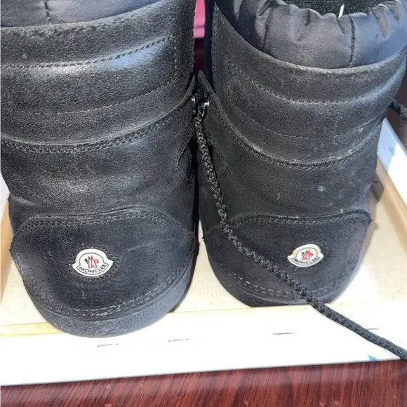 Black Winter Boots