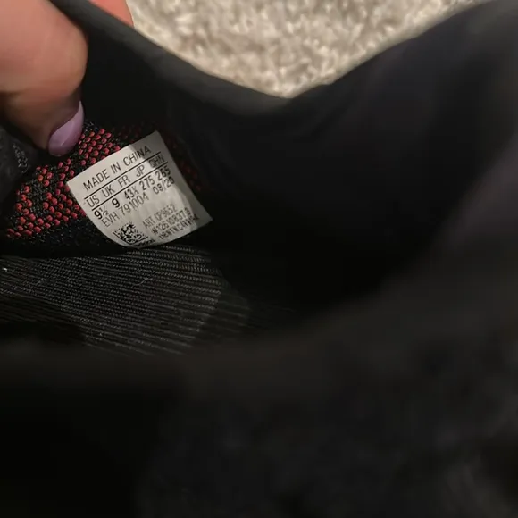 Black Yeezy Sneakers US 9 1/2 SIZE