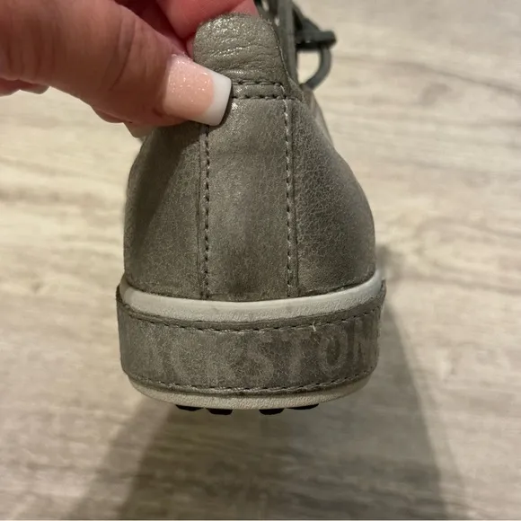 BLACKSTONE Gray FULL LEATHER Women's Fashion Sneakers SIZE 36 EUC WORN ONCE