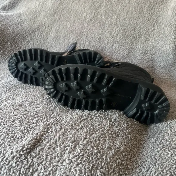 BNIB Vince Camuto Maissa Quilted Leather Combat Boots