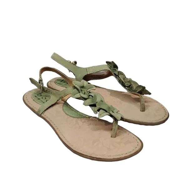 B.O.C Born Women Comfort Leather Ankle T strap Bows Flats Sandals shoes 8