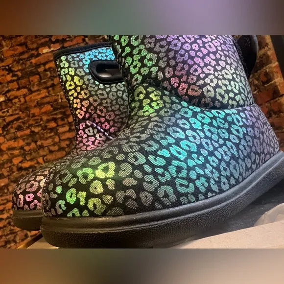 BOGS Baby II Rainbow Leopard All Weather Boots Size:8 NIB