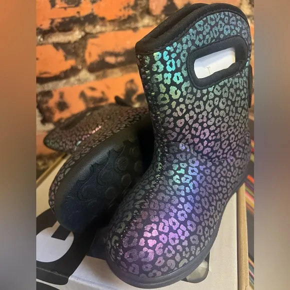 BOGS Baby II Rainbow Leopard All Weather Boots Size:8 NIB