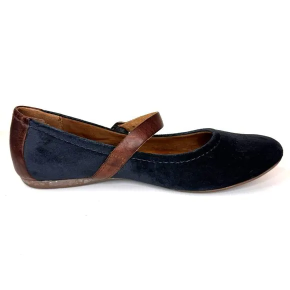 BORN Mary Janes Womens 8.5 Navy Velvet Leather Flats Classic Preppy Fairygoth