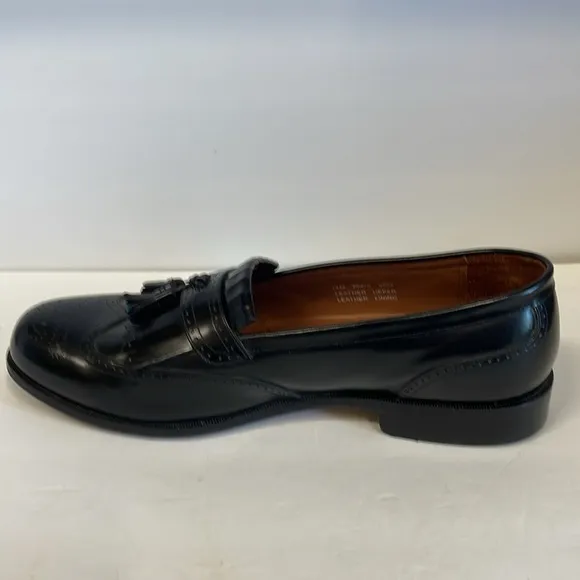 Bostonian Men's Black Leather Tassel Loafers