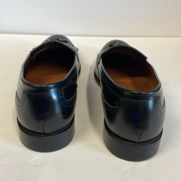 Bostonian Men's Black Leather Tassel Loafers