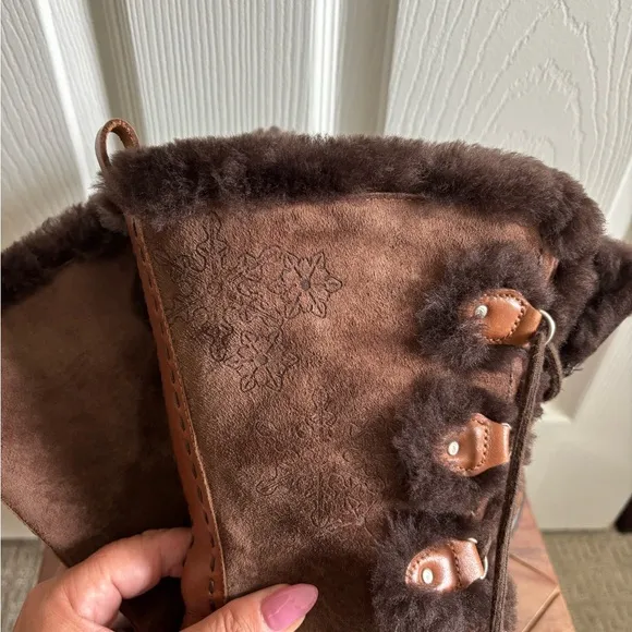 Brown Fur-Lined Women's Boots