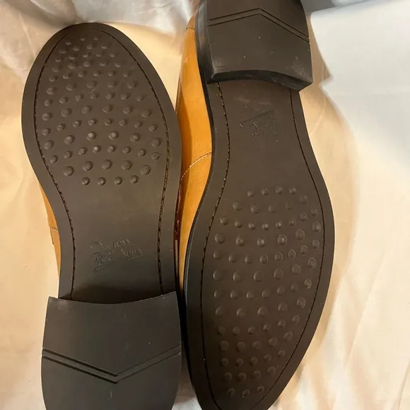 Brown Leather Men's Loafers - New w/o tags.