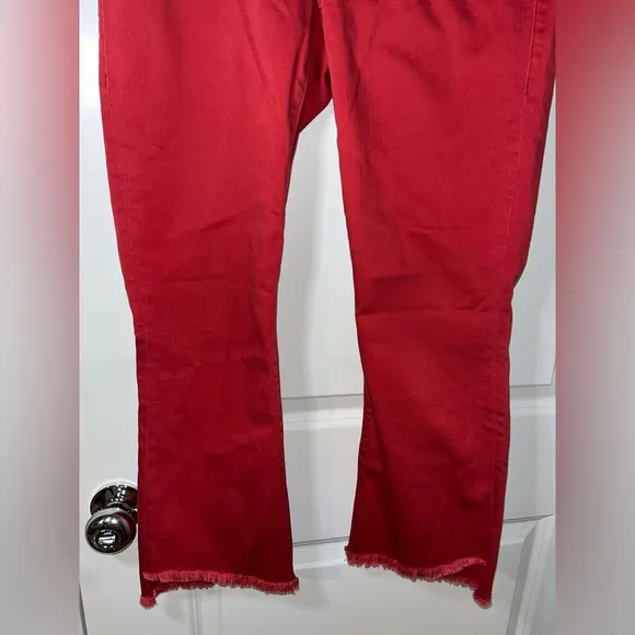 CAbi Maroon Capri Cut Frayed End Trim Hi-Low Crop Zipper Button Jeans Sz 4