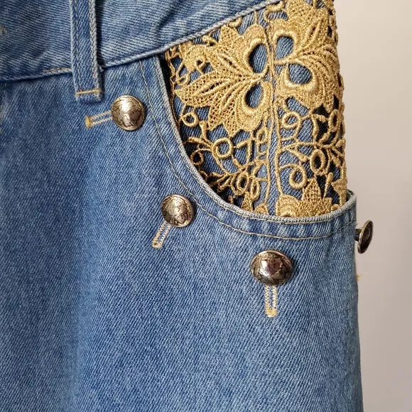 Cach'e Vintage Indian Head Gold Buttons Jeans Sz 8