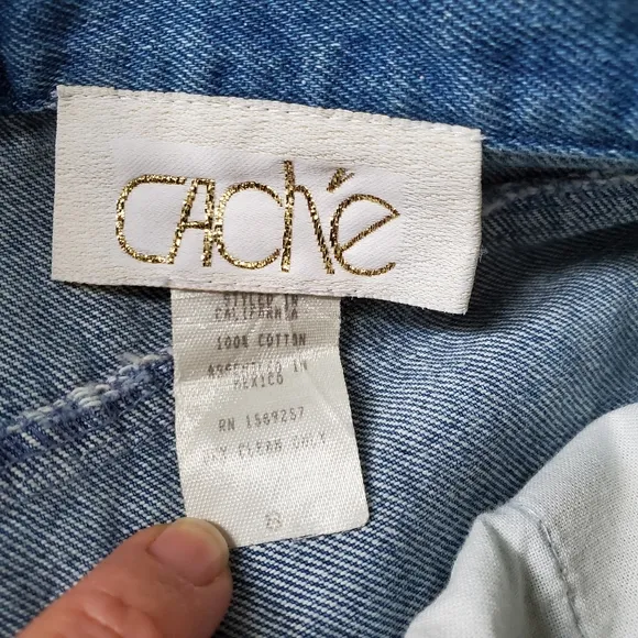 Cach'e Vintage Indian Head Gold Buttons Jeans Sz 8