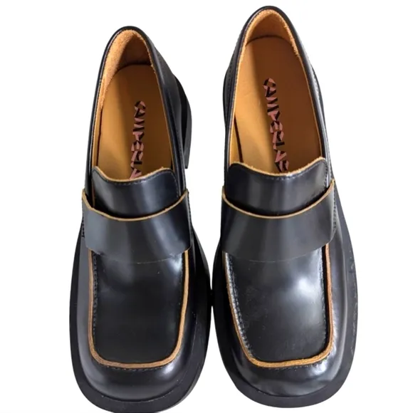 CAMPERLAB MIL 1978 Black  leather loafers with rubber outsoles..Size EUR 40/US 9