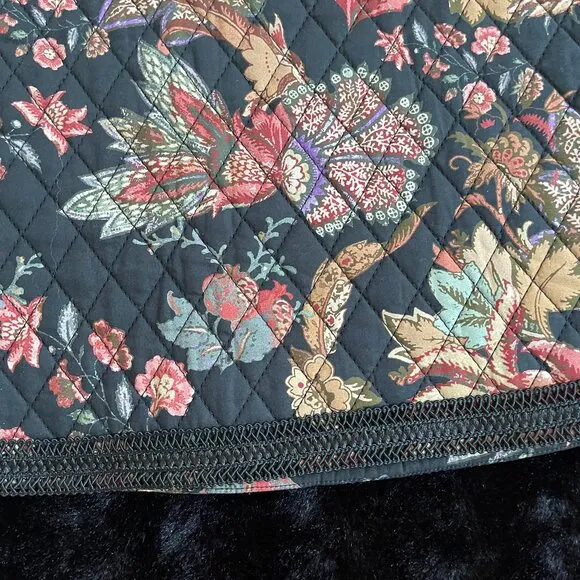 Cara Cara Floral Quilted Skirt in Size Small