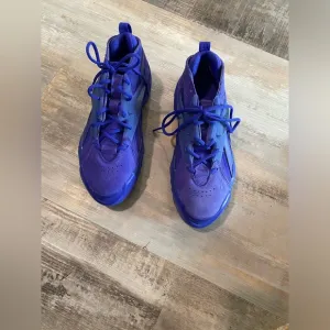 Cardie B purple sneakers 7.5