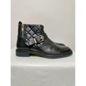 Carlo Pazolini Black Quilted Women's Ankle Boots Blue bottom Size 7