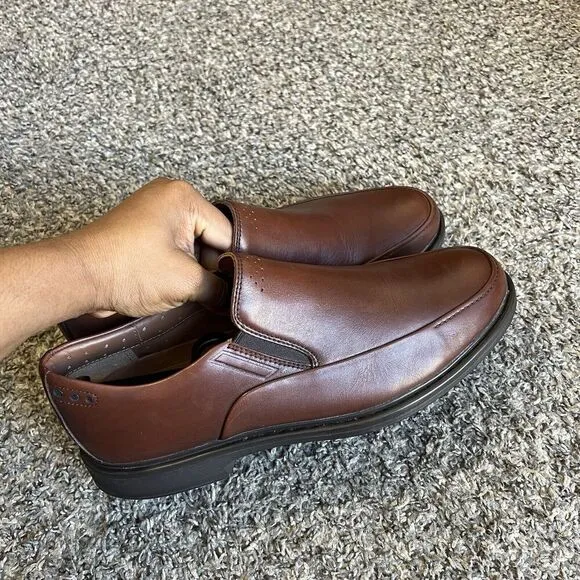 Clarks Active Air Vent Brown Leather Loafers Shoes Mens 9.5 M Slip On Comfort