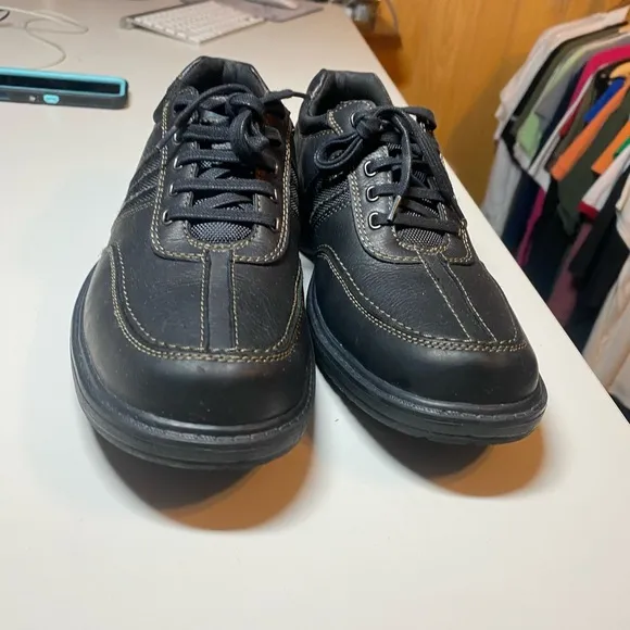 Clarks Black Leather Split Toe Fashion Sneakers Oxfords Shoes Mens 11 SN 13287