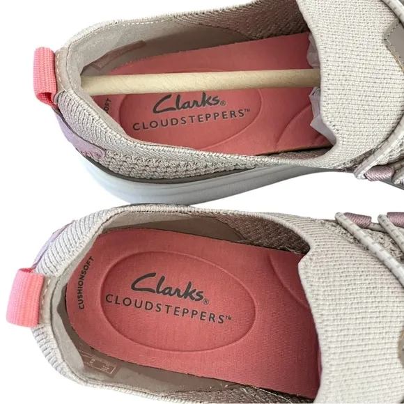 Clarks Cloudsteppers Ezera Run Slip On Comfort Loafer Sneakers Taupe Size US 8